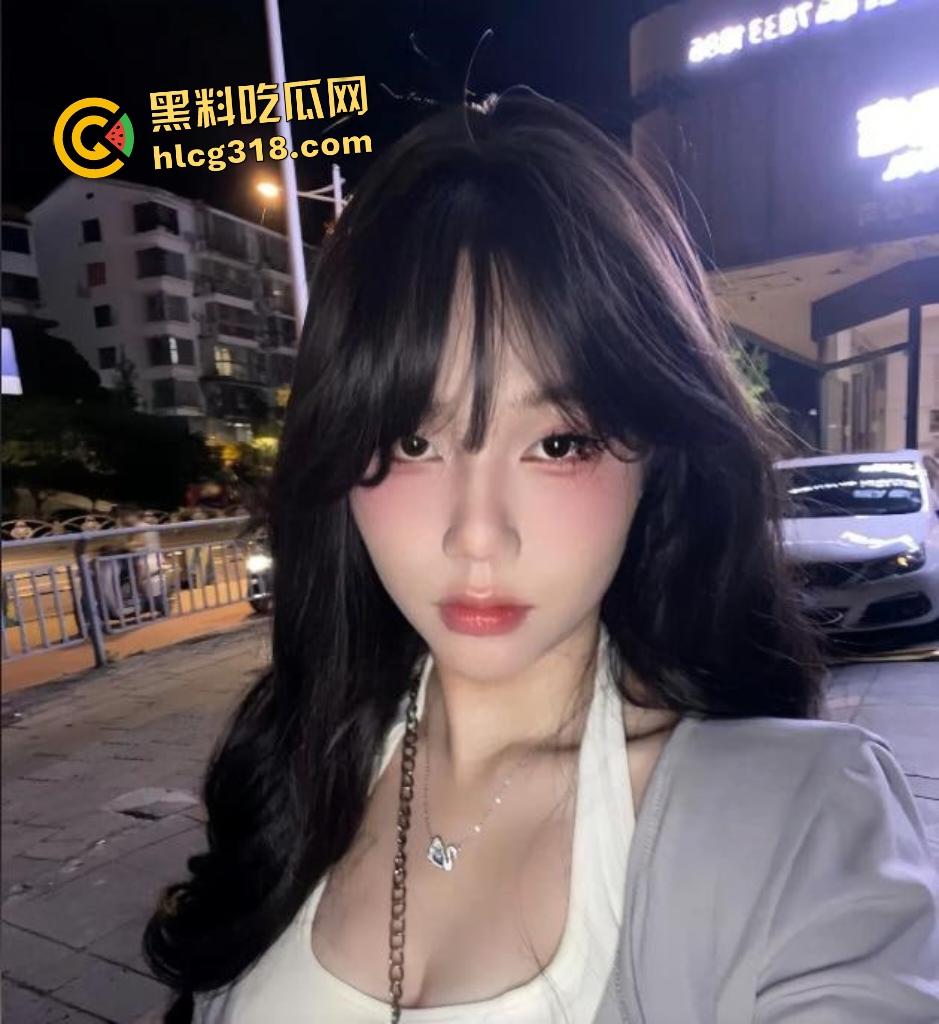 桂林理工大学【莫俊伟】约炮大瓜，社交软件钓鱼，主号小号双管齐下，竟拿下C罩杯富婆！-1