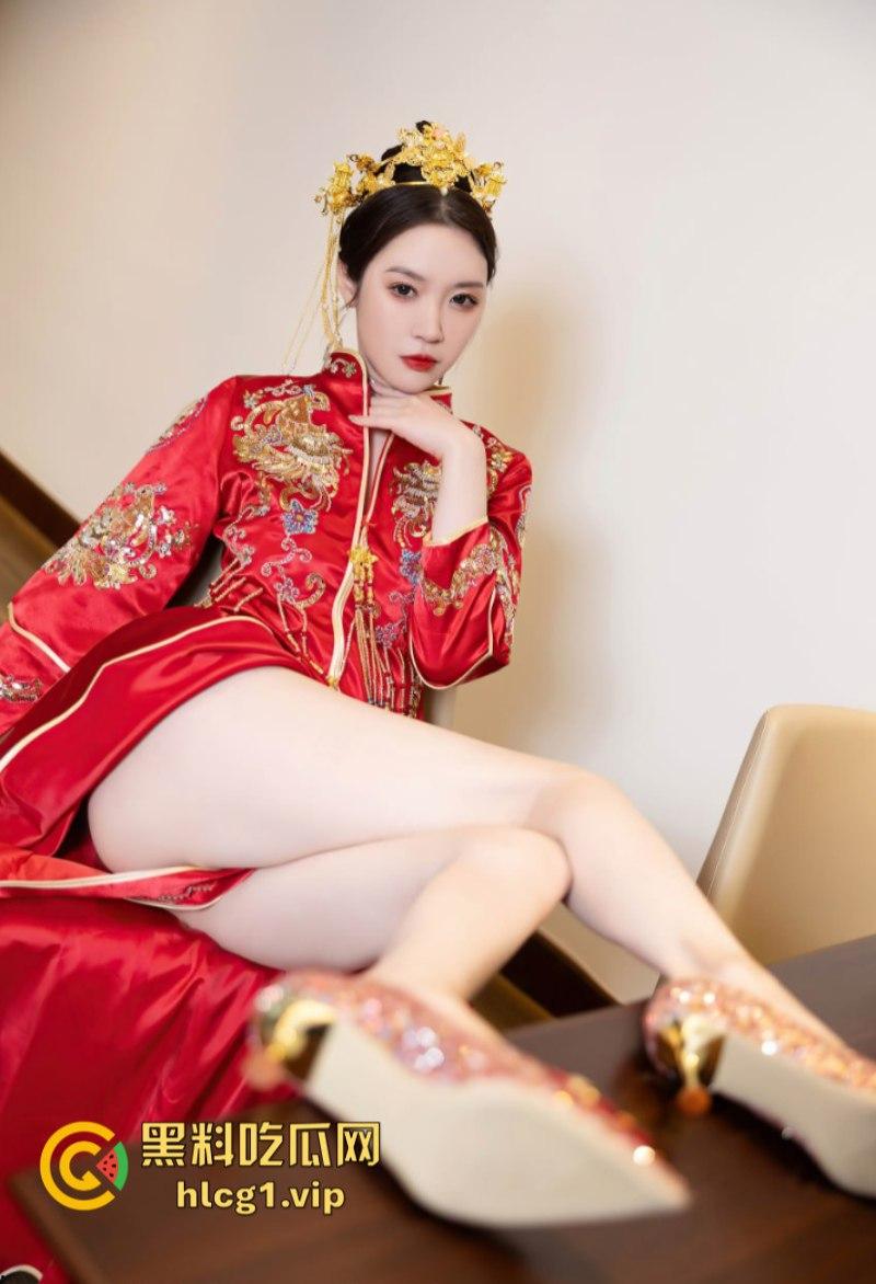 御姐女神【梦心玥】 新婚夜前夕饥渴难耐 新娘赤身裸体勾引摄影师！-5