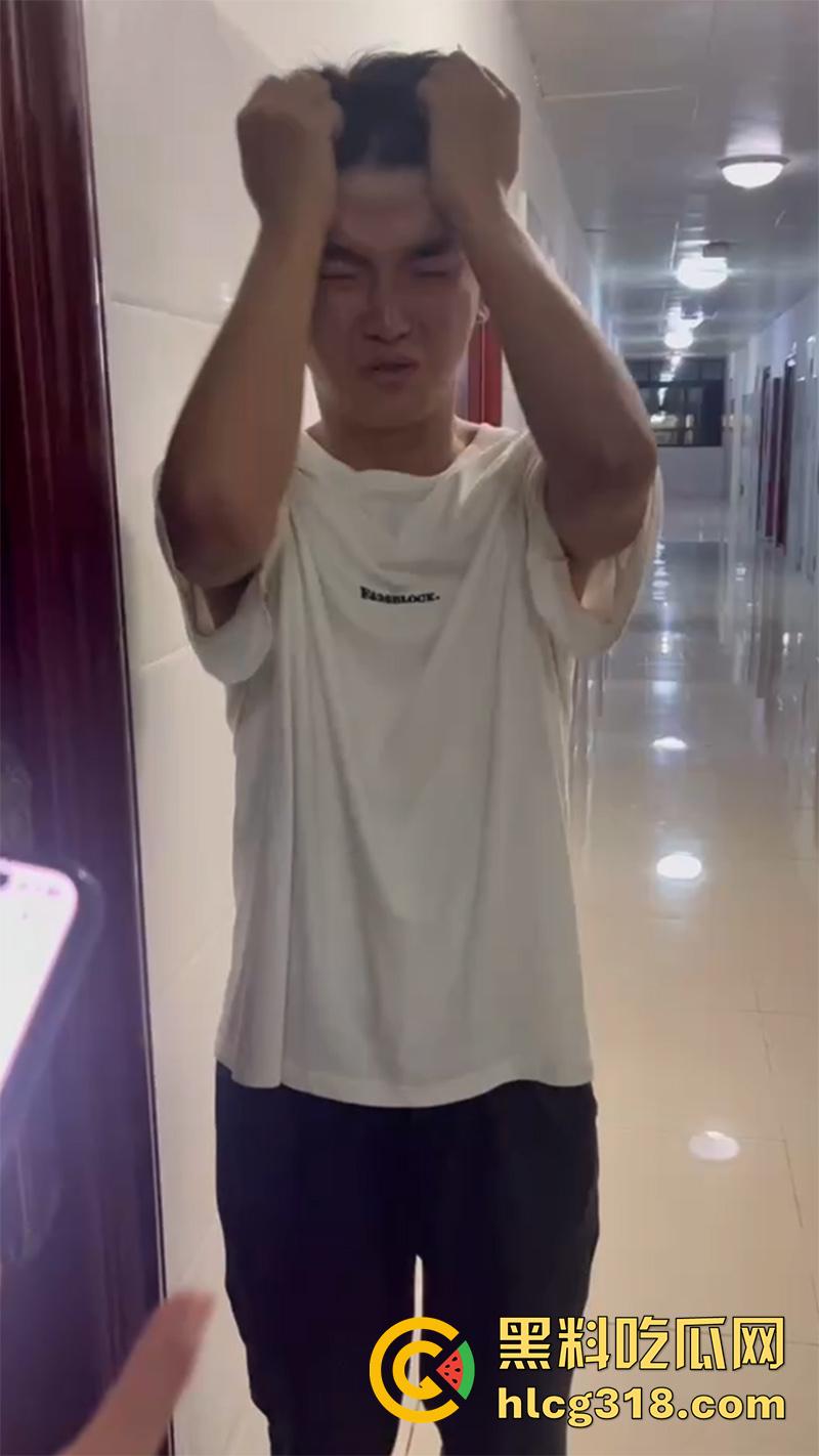 山东娘炮变态偷衣贼， 偷女生内衣打飞机，被当场抓到表情无辜求原谅，这货竟然还有女朋友？-9