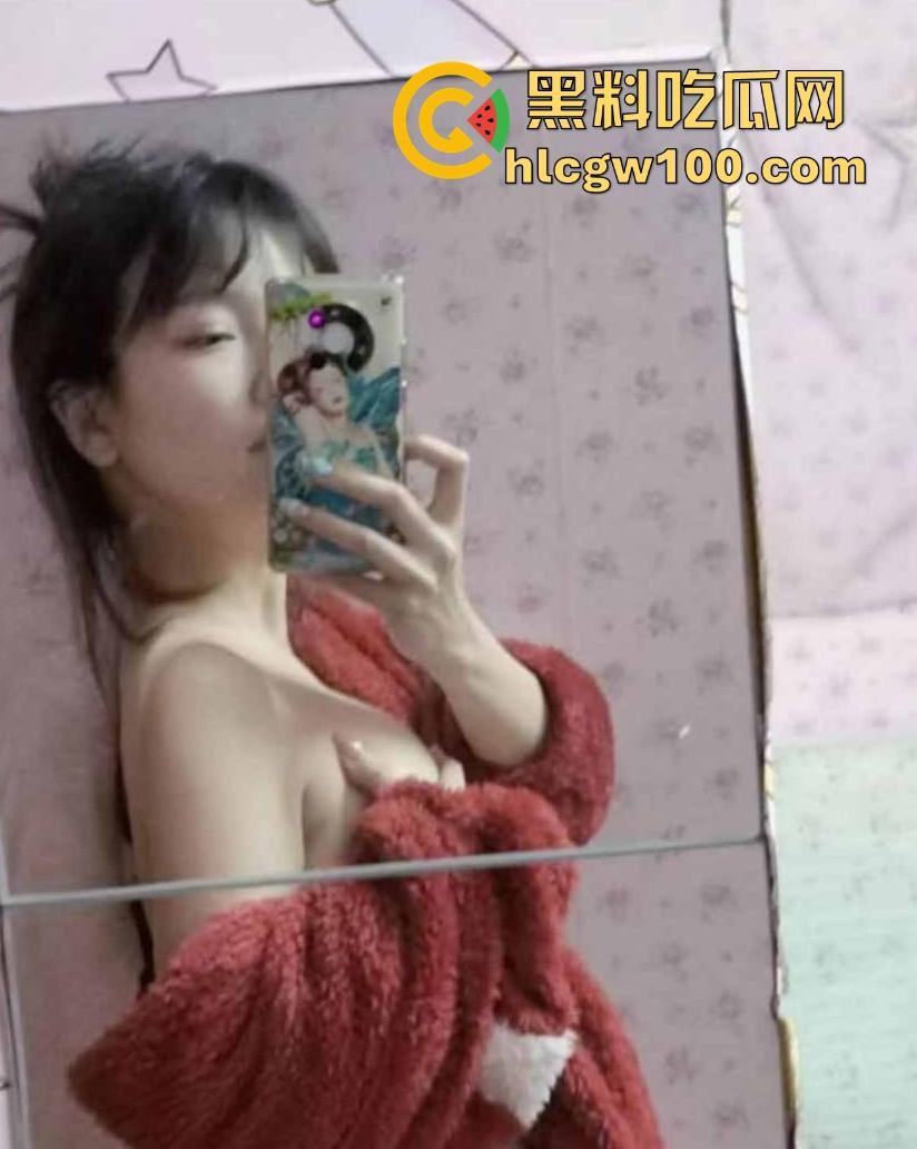 重庆工商大学经济学院【张琪】校内装乖乖学生，校外却给人当小三，没毕业就吃上人夫鸡巴吃到停不下来！-4