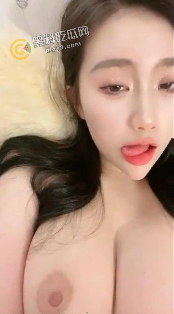 抖音小网红《尤美》与土豪大哥裸聊视频曝光，私密互动私下看逼！-4