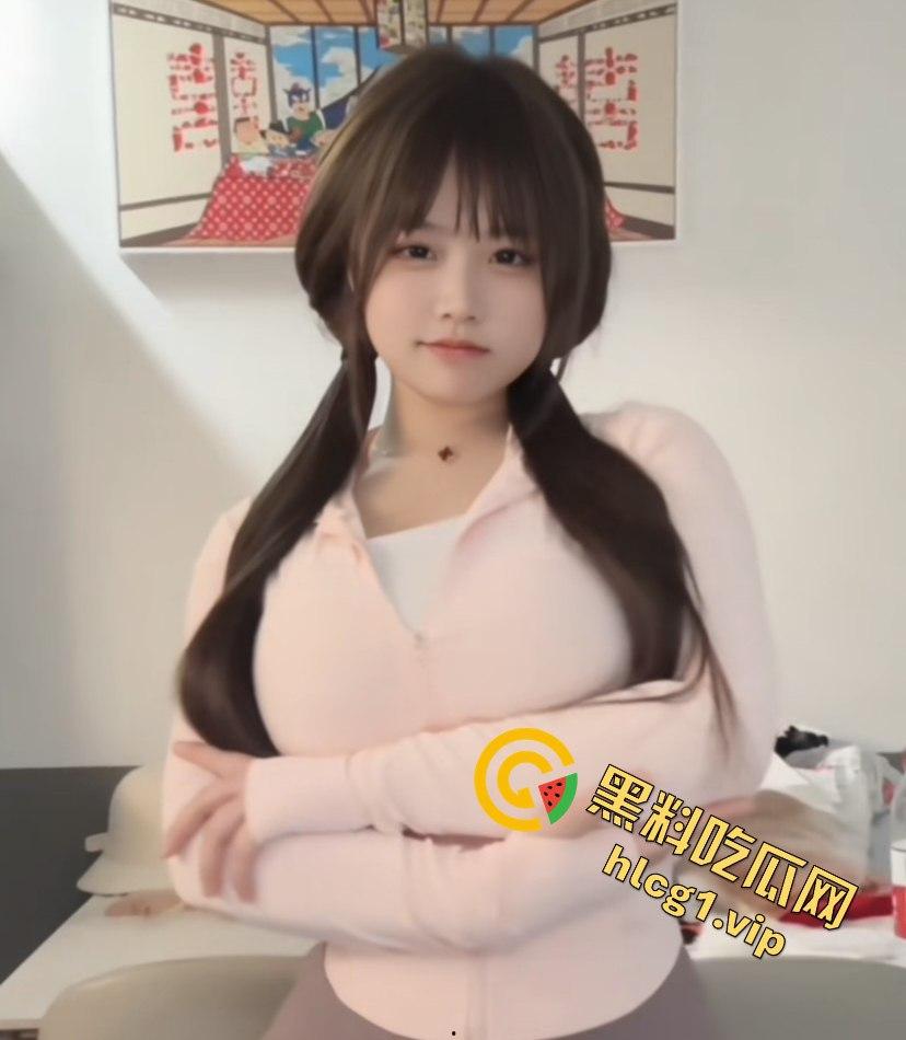 B站网红主播「凹凸曼」金主福利直播录屏外泄!巨乳裸聊挑逗惊爆全网!-2