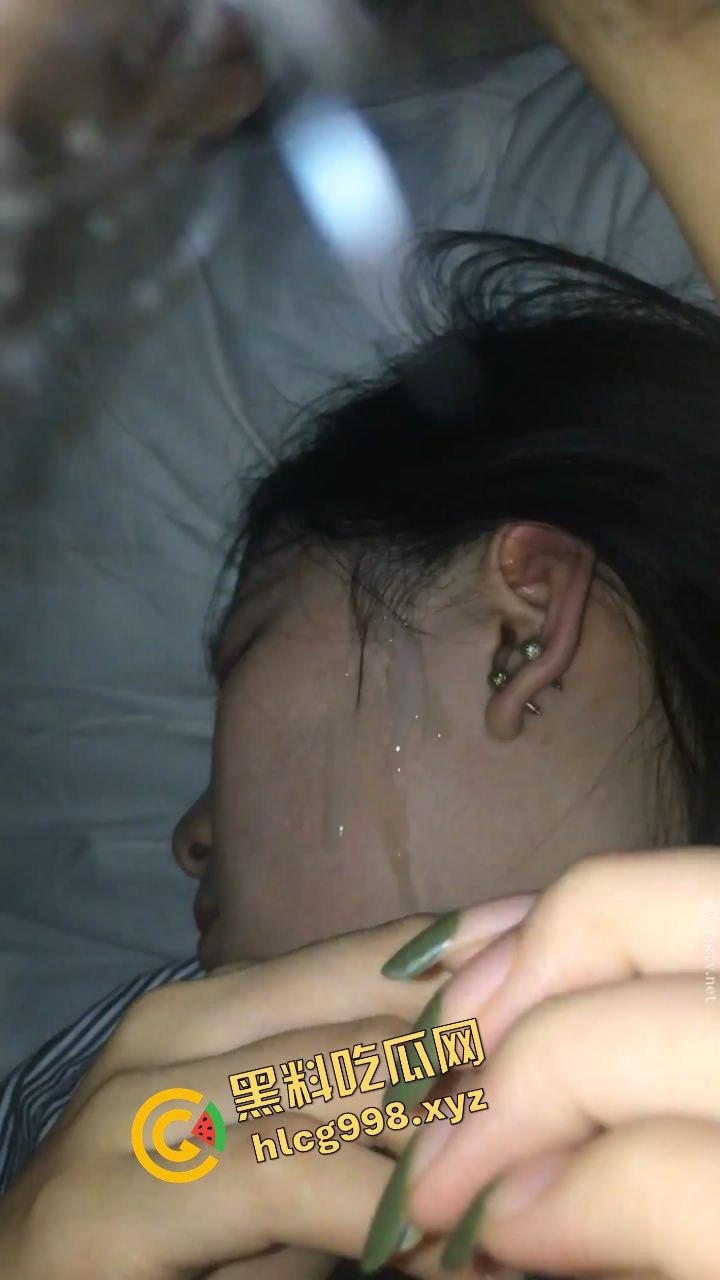 假装看房实则钓鱼！重庆女销售『梁琳琳』被灌醉迷干，瓜友颜射满脸，套路玩得真骚！-2