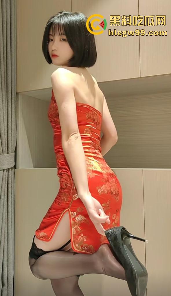 【蛇信子姐姐】抖音上岸变正经主播？当年骚母狗福利视频重现江湖，洗白被开盒爆料！-7