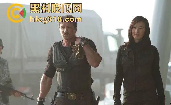 高清免费电影【敢死队2】震撼来袭！施瓦辛格、威利斯主演枪战打斗大片，里面都是硬汉，值得一看！-4