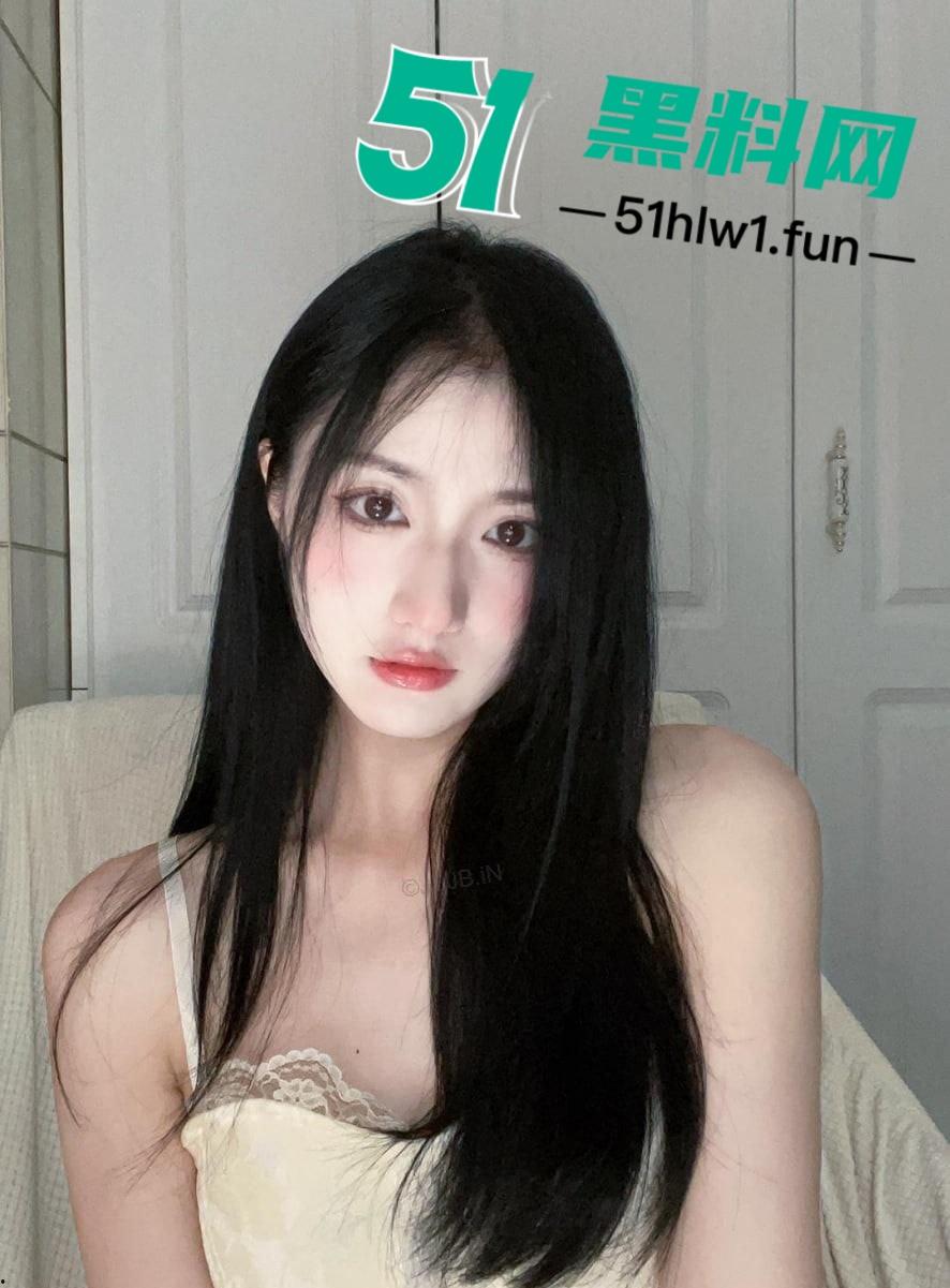 武汉研究生母狗【董彤瑶】高颜值模特身材御姐女神，大奶细腰美腿修长翘着美臀酒店约啪，被金主爸爸后入爆操。-3