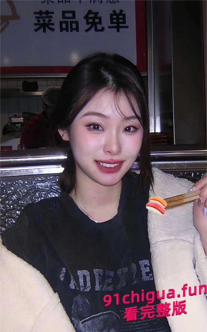 大连艺术学院女教师翻车！周诗琦高能自拍视频被前男友爆出 #艺术学院教师-6