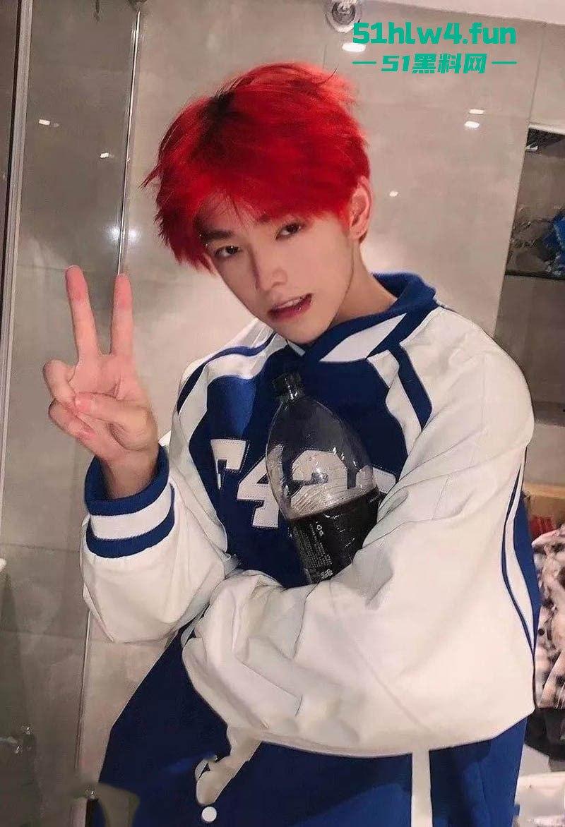 抖音纯欲天花板1800万网红【井川里予】现在已改名【痱子哭哭】不雅视频事件！纯欲天花板沦为擦边天花板 。-1