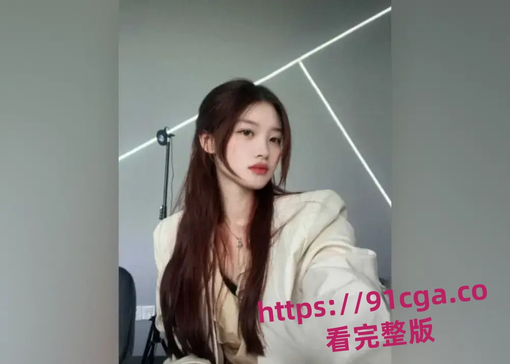 衡阳南华医学院大二学生郭梓檬出轨多金教导员，被教导员原配发现遭曝光-2