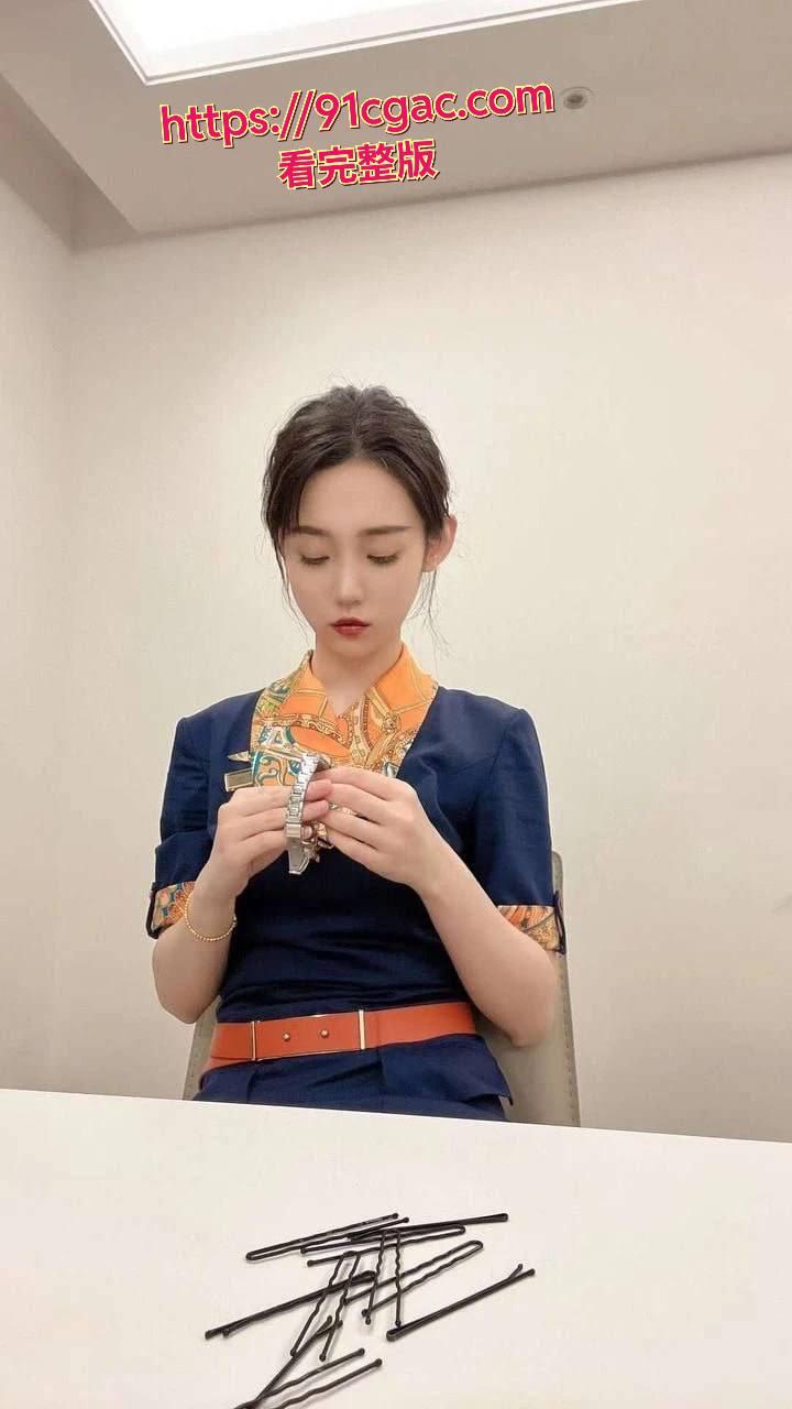 青岛航空乘务长张颖跟上司做爱视频流出，床上风骚无比！-2