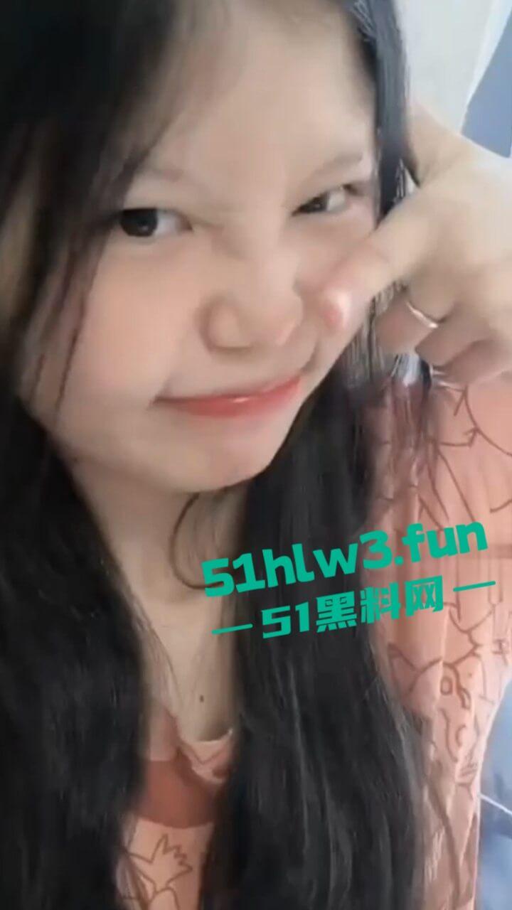 苏州师范【王艳冰】高冷颜值肥臀母狗,学校里装的超高冷私下却被大叔包养,翘着肥臀被鸡巴暴力抽插。-11