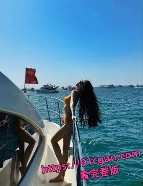 抖音网红刘紫怡男友三亚酒店闭关三天，她被男友狂干骚穴喷水呻吟尖叫，私密淫乱至极!-3