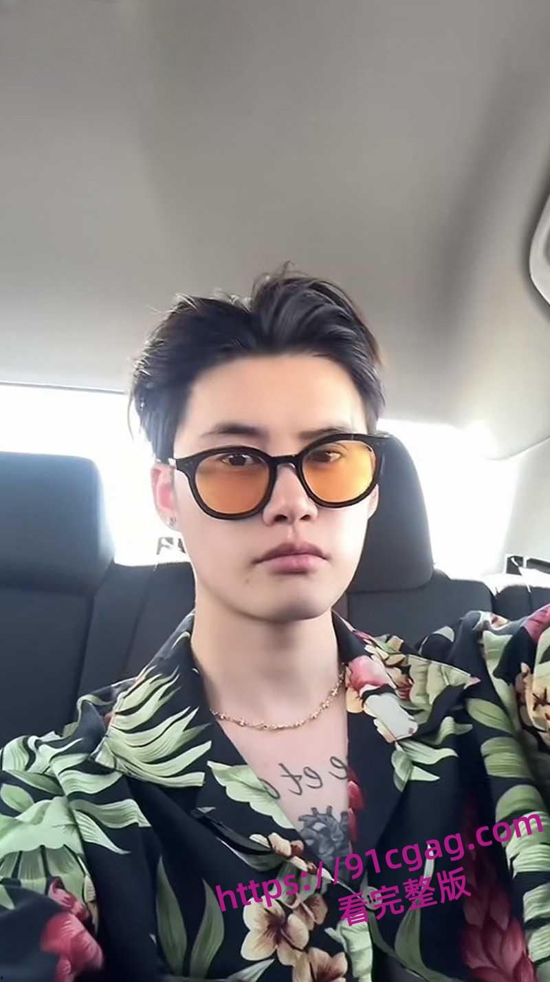 崔布局与徐猫藓两人早于2020年就确定恋爱关系因徐猫藓拒绝崔布局的绿帽癖，导致两人分分合合-5