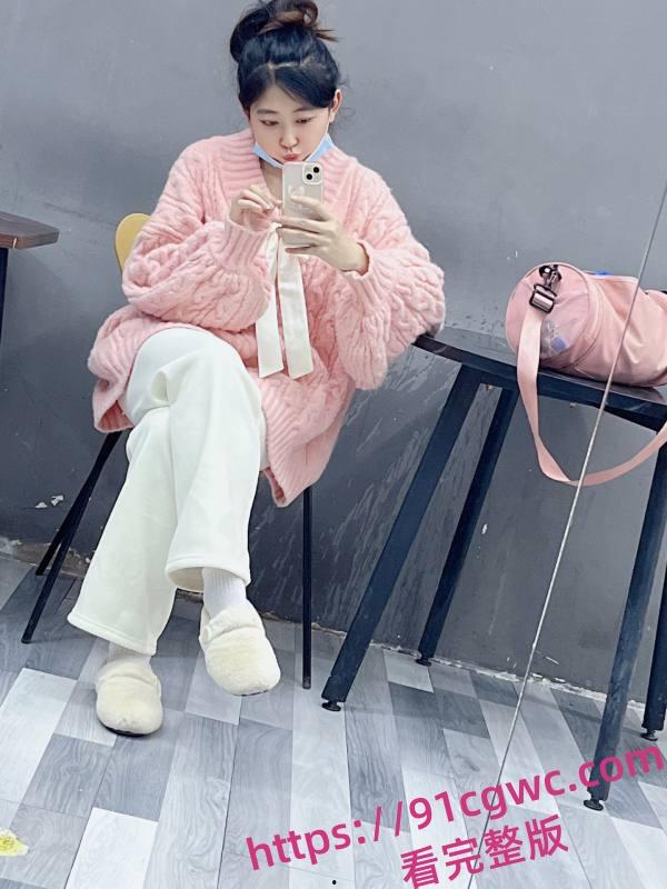 广西护士学院蒋X怿和男友日常性爱记录流出！沦为母狗肉便器把她草得服服帖帖淫语不断！-3