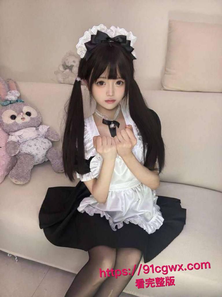 叫鸡运气爆棚约到刚下海嫩妹,无套蹭逼倒挂互舔沙发狂操,孕气满分情绪拉爆,享受浪叫视频曝光!-5