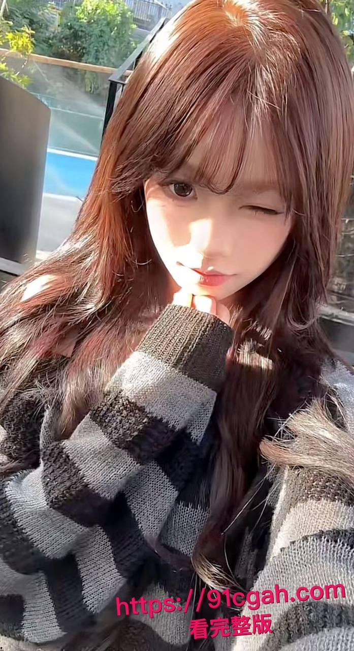 广东抖音60万网红 妹妹早上好酒店约炮榜一大哥视频流出  清纯女神人设塌房 黑丝情趣 抬腿猛操 淫水打湿一床-10