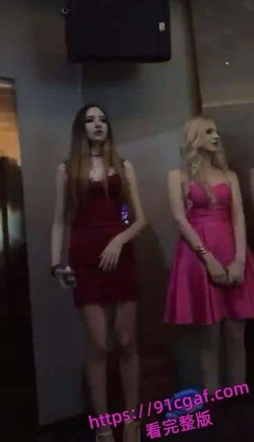 中俄免签后的第一炮：毛妹进场，国内的老乡鸡要掉价了！-3