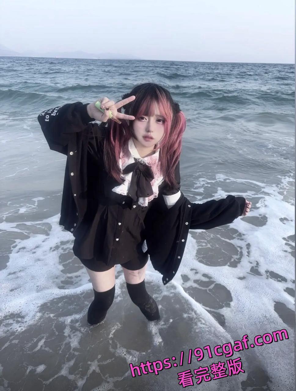 抖音网红吉他张的爱恨情仇 索菲亚喝奶茶 聊天记录与性爱私拍流出-1