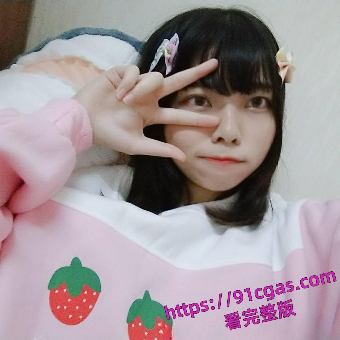 台湾传媒大学骚女吴嘉宜和实习男炮友自拍视频流出，床下活泼可爱，床上骚浪无比-5