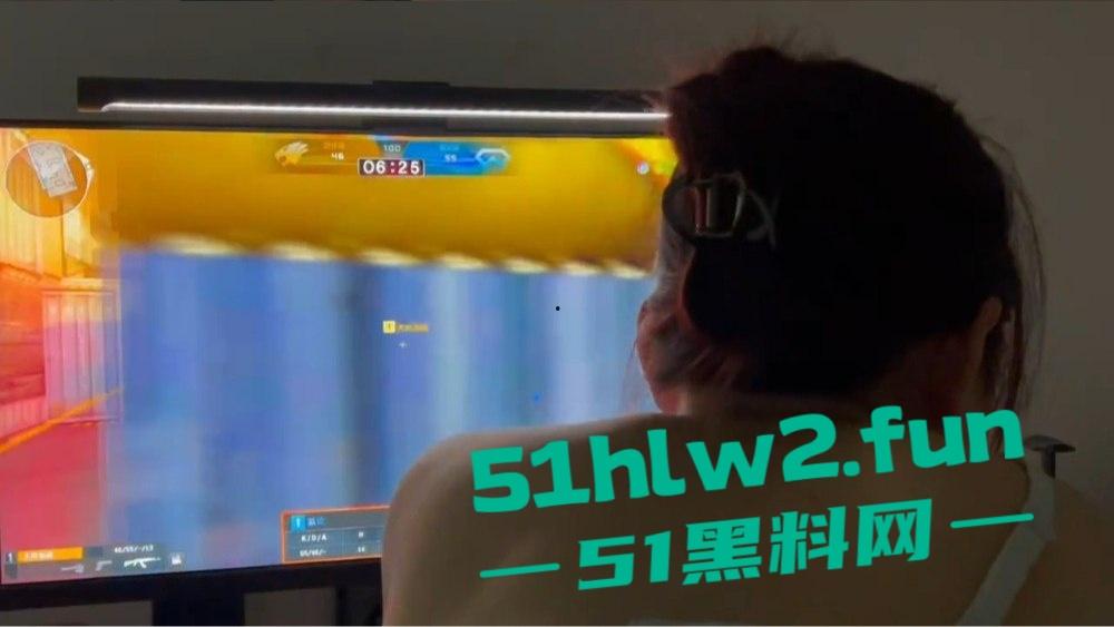 游戏里是枪王，现实里是钢枪王，苏州某大学骚母狗女友被猛攻到乱叫，纯粹的干炮艺术！-7