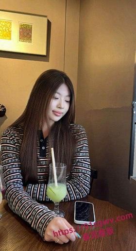 长沙师范学院学生莹莹私下被金主长期包养 大尺度啪啪视频流出 淫荡骚态尽显反差到爆！-3