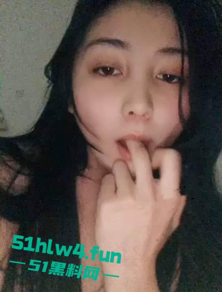 河北邢台民政局，高颜值女职员【张晓静】身材超性感的极品女神和同事劈腿偷情，被男友发现并曝光。-12