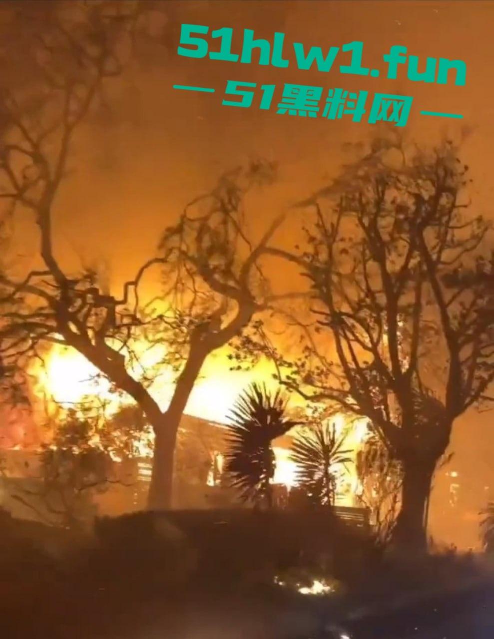 洛杉矶火势疯狂升级，7万居民被迫撤离，大片森林变焦土，美利坚的灾难正在上演！-8