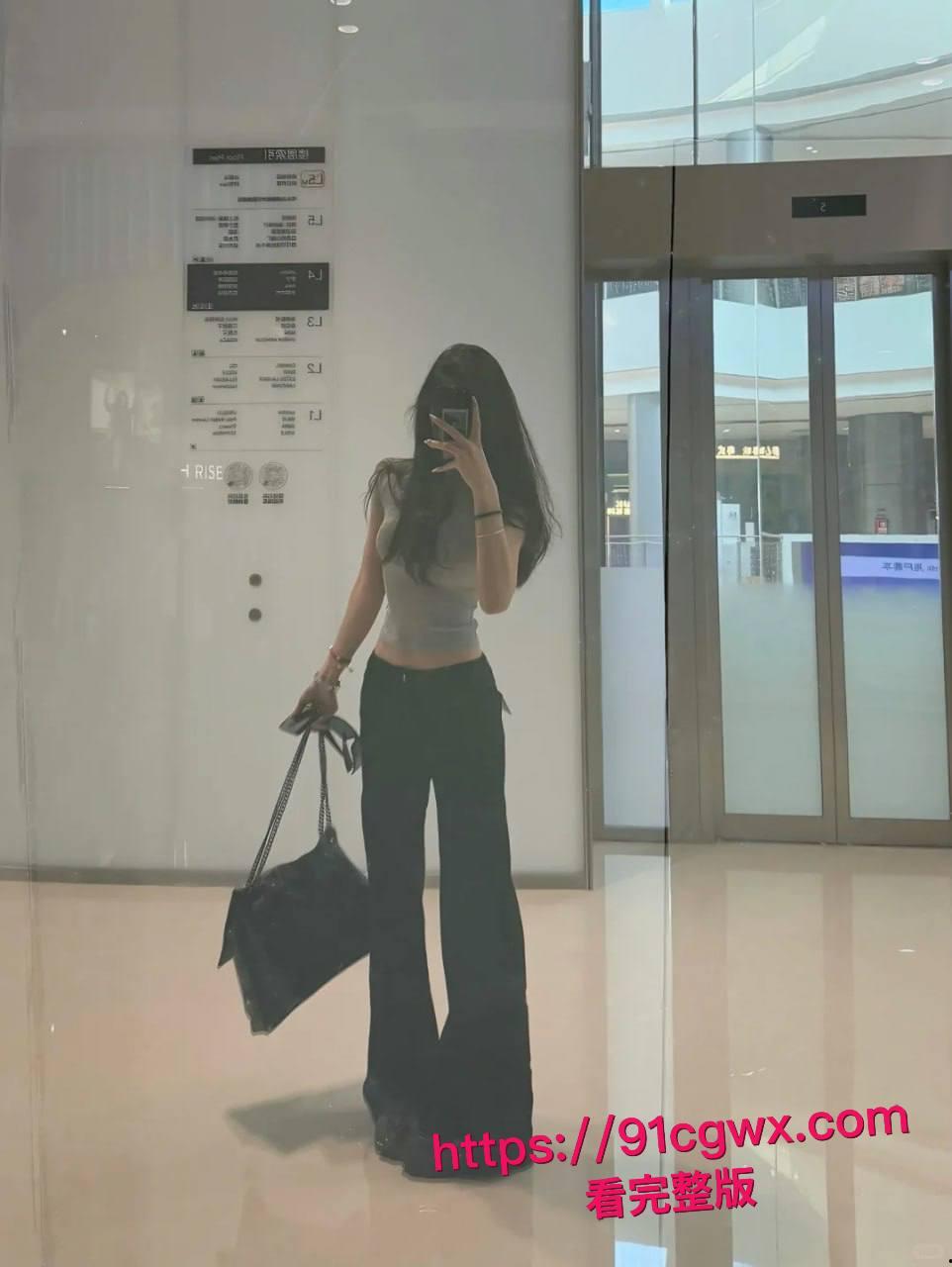 欠债两万不还英语老师性爱视频曝光！上课清纯下课骚浪骑乘债主鸡巴，卧室淫乱太他妈撩人！-8