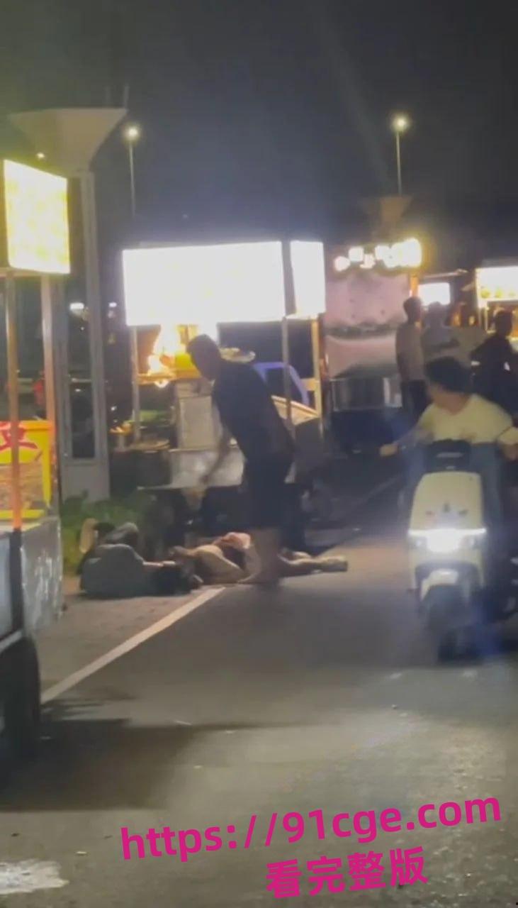 佛山南海东坪河摊贩斗殴酿悲剧！姐弟俩被捅死，凶手当场被抓获-4