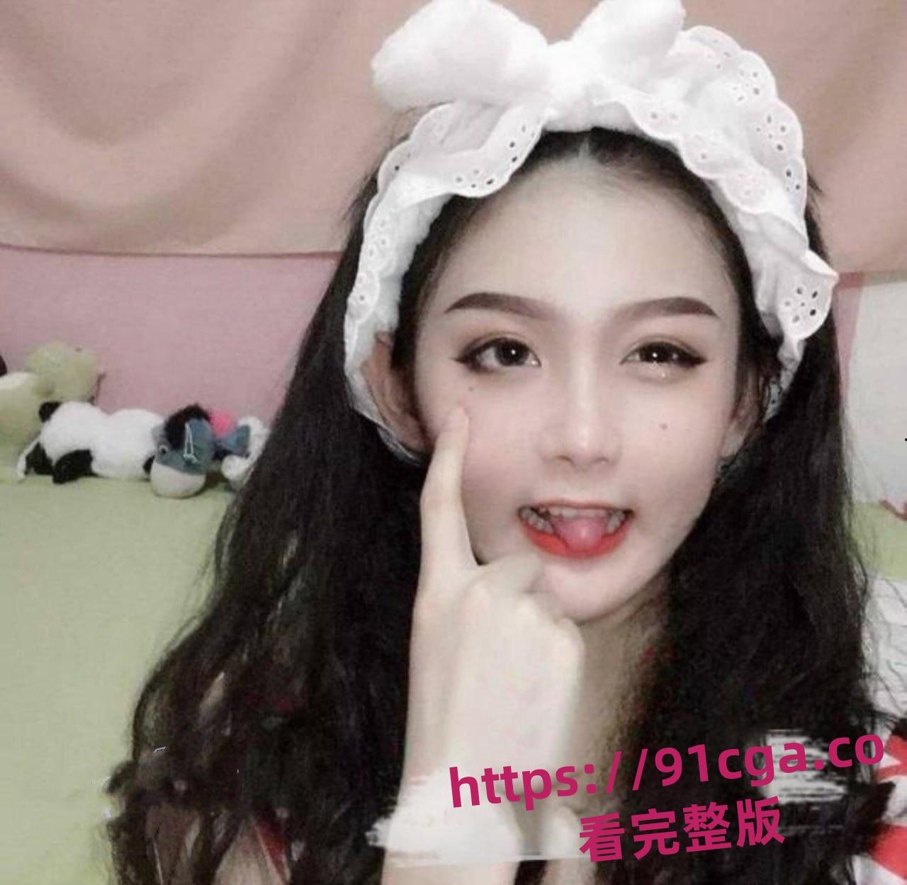 华中师范大学高颜值学生妹 蔡靖薇 因网贷无力偿还 室友介绍出卖自己的第一次破除视频泄#真实破处-1