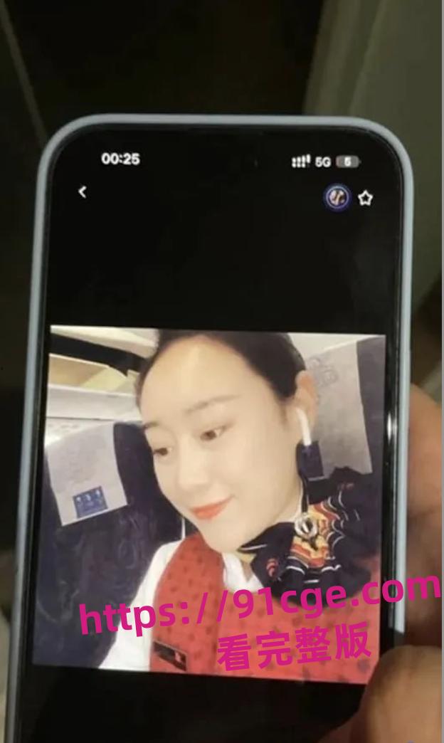 南航空姐被迷奸强奸！这么漂亮的女人被后入内射 直接生米煮成熟饭了-3