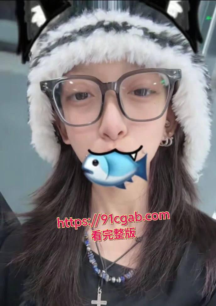 酒吧销冠的“秘密武器”：妹子用身体当福利，5000元消费可上床！-1