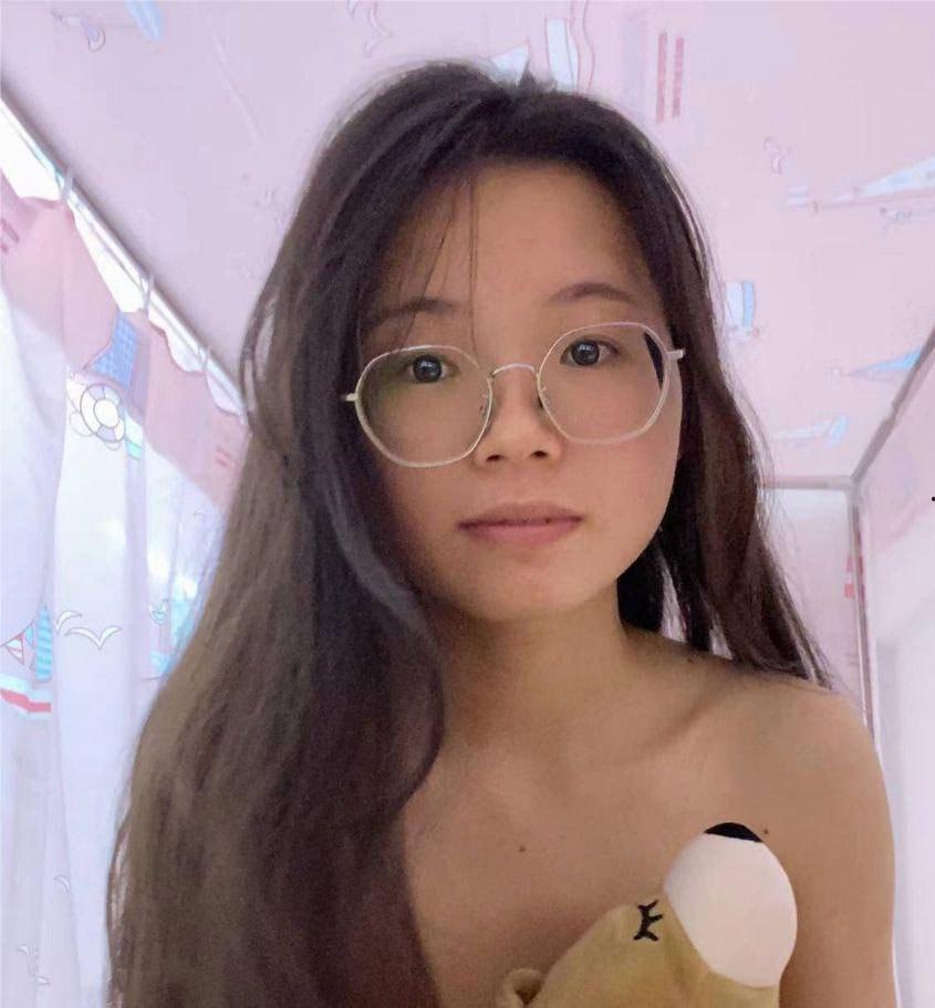 清纯眼镜妹大学生私下喜欢私拍狂野 羞涩眼神下的激情口交与猛烈抽插-6