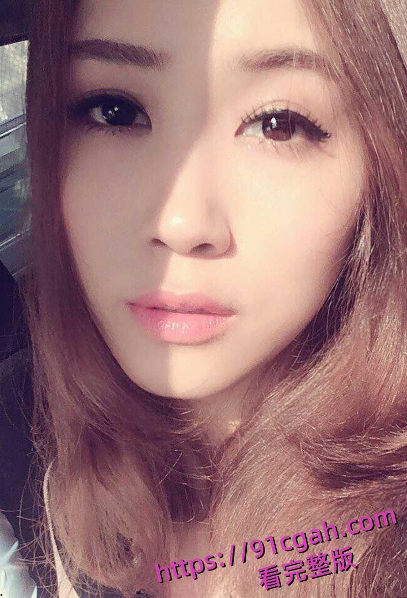 超美人妻背着老公偷情纹身小伙 出轨视频惨遭曝光 淫骚舔屌无套骑乘 全程露脸骚劲十足！-4