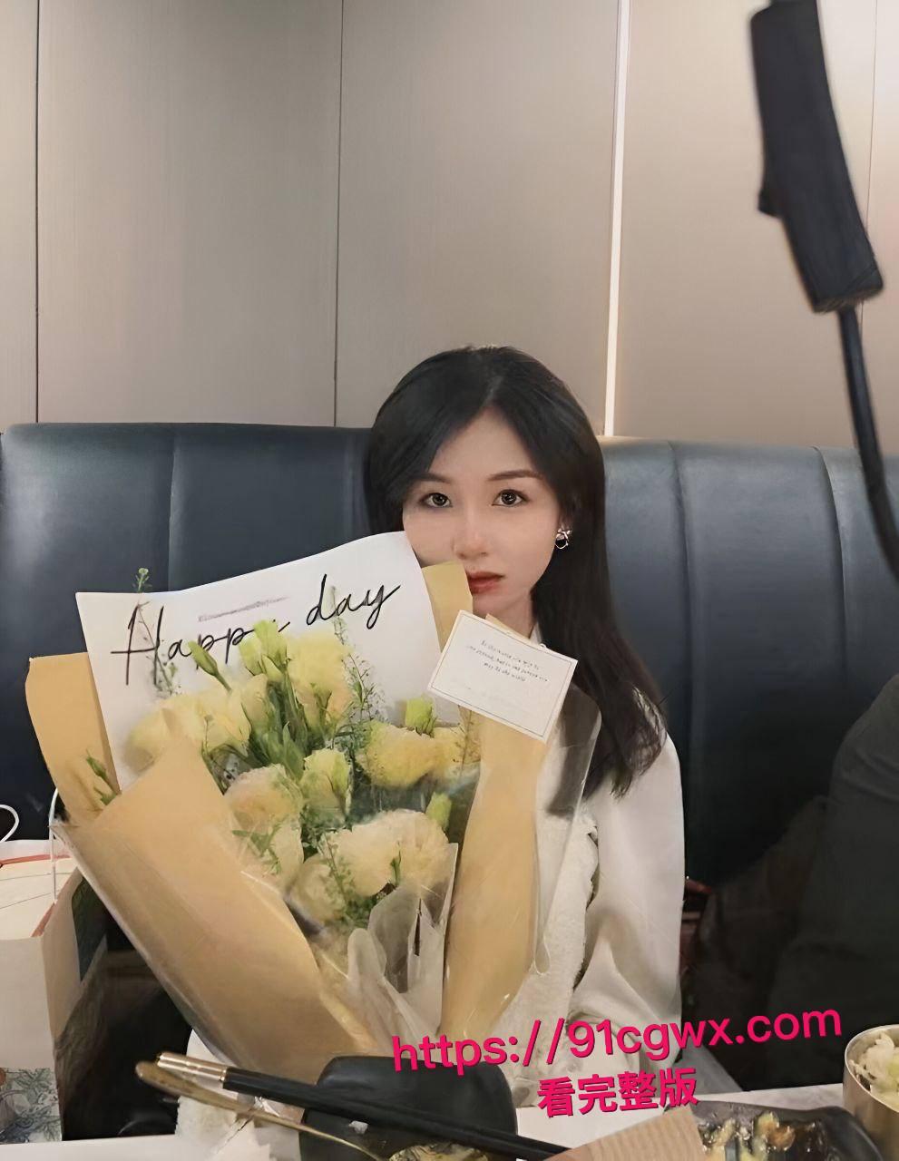 河南洛阳正仁教育集团人民学习网佳佳老师昌佳甜大学时竟是反差婊宿舍黑丝约炮学长群P狂欢-12