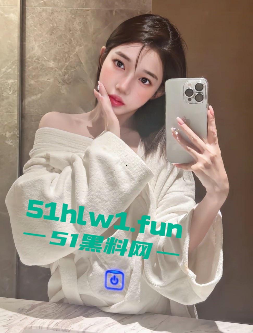 校花女神在外网竟然是福利姬，推特牛奶可可被调教得很到位的高校反差婊现在正是出圈。-18