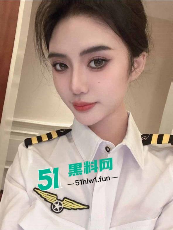 推特儿高质量极品尤物【GirrrlzzZPinK】收录全集,谁看谁爱诱惑十足各种视频合集。-5