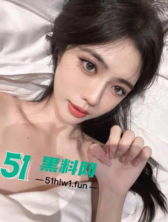 推特儿高质量极品尤物【GirrrlzzZPinK】收录全集,谁看谁爱诱惑十足各种视频合集。-7