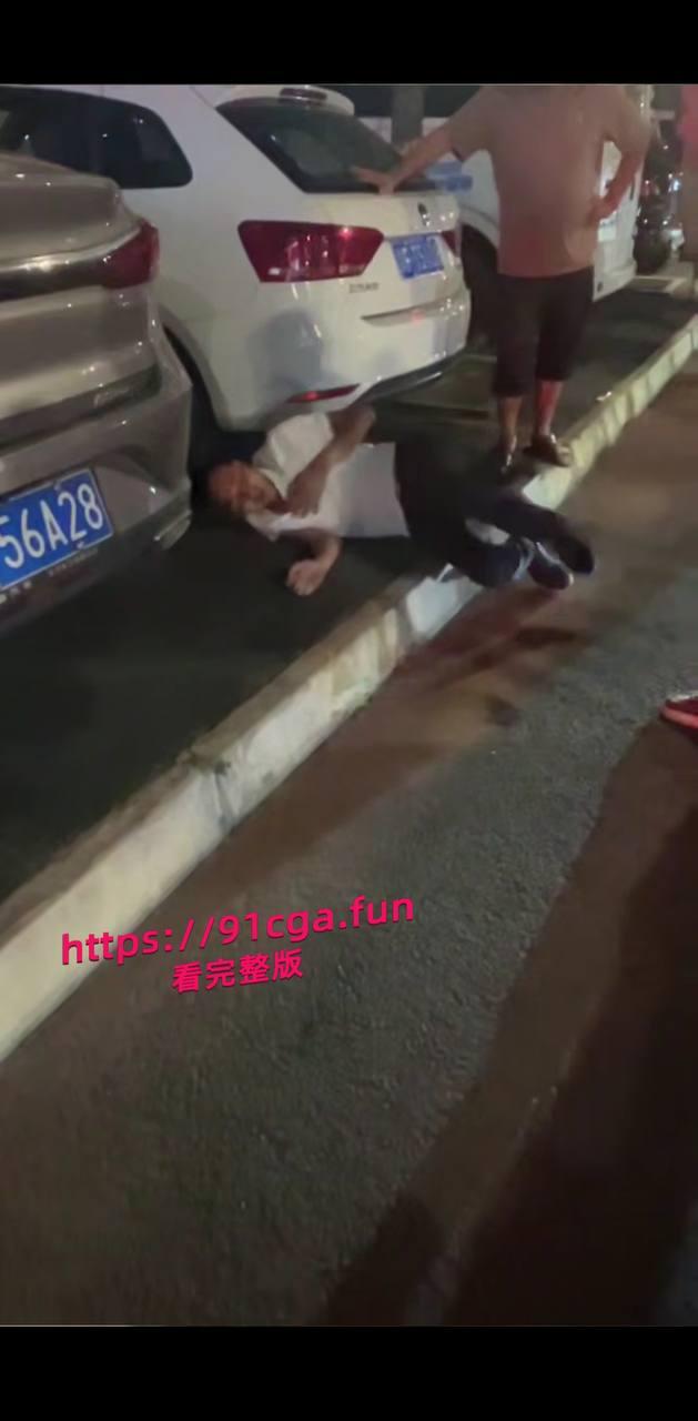 四川眉山彭山区一名男子骗12岁小女孩去开房,被家长发现 #强奸幼女-4