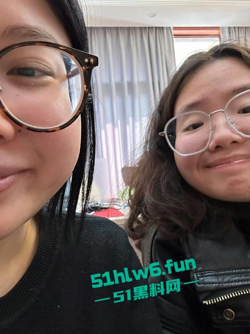 十万粉丝女拳拉拉【别素贞】真实身份被扒,为给老婆出气下场撕逼多段双逼互操做爱视频流出。-1