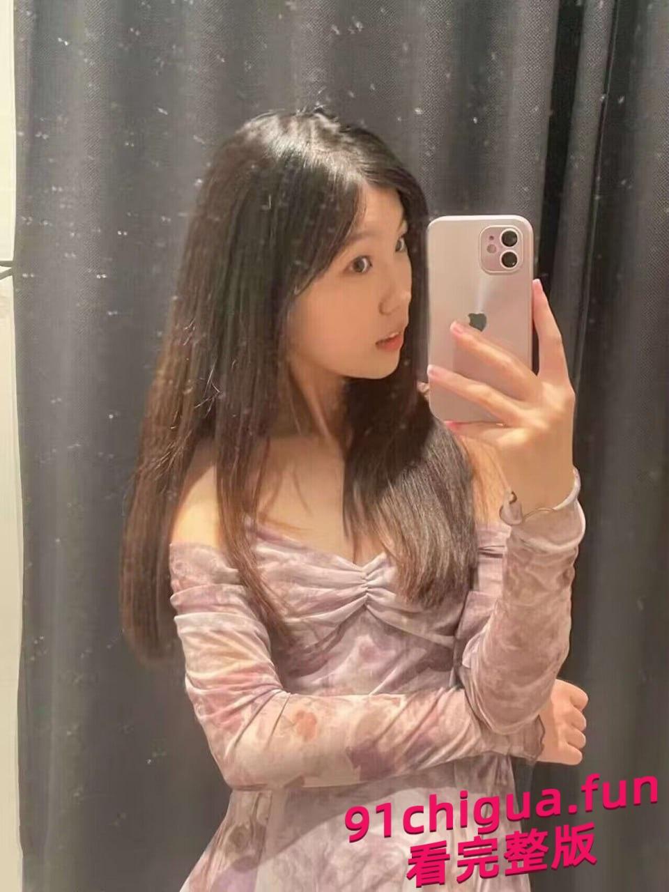 南京大学颜值清纯做爱的时候被偷拍，我愿意称她为粉嫩天花板 这就是年轻人的娇躯真实太美了！-2