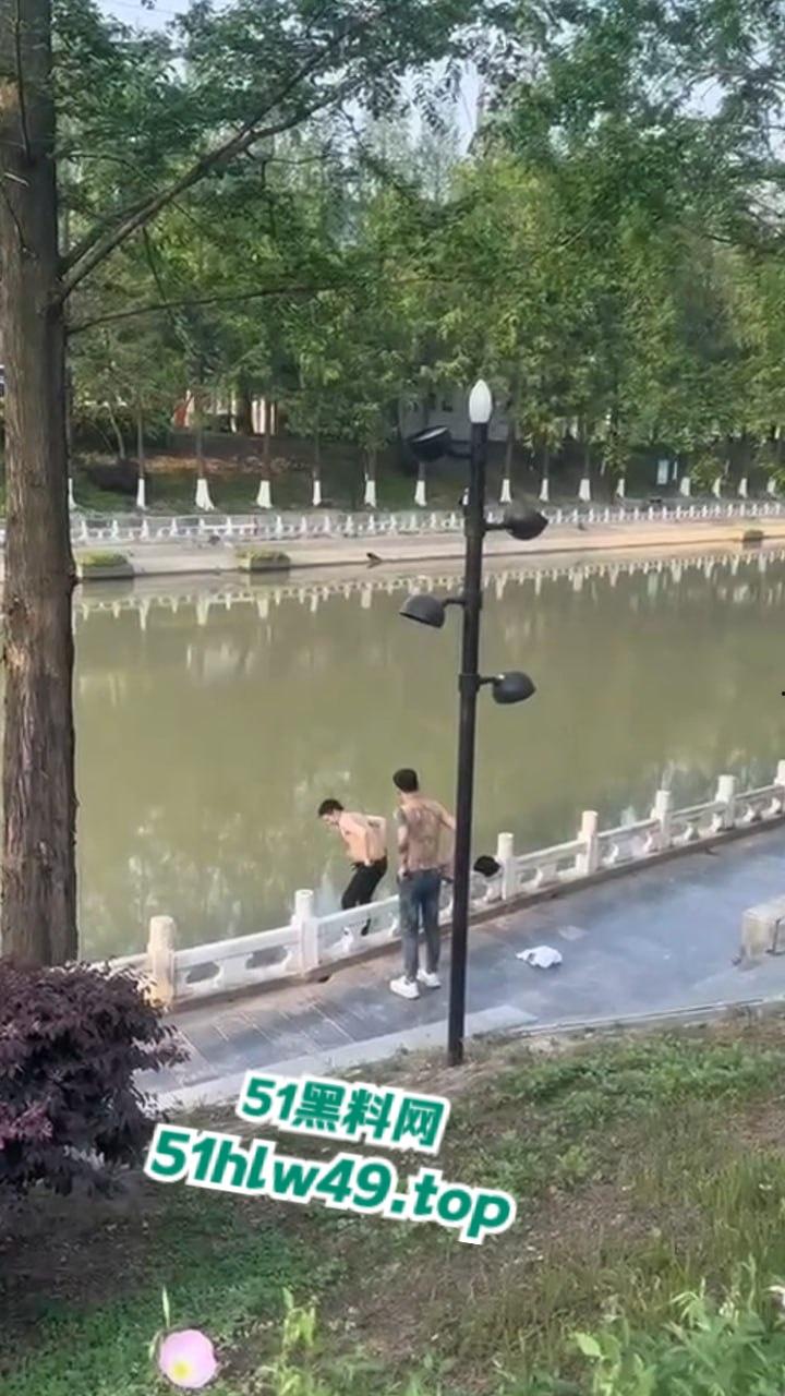 湖北两男子打赌激将法，逼跳河游泳一人溺亡，律师城明知对方不会游泳涉嫌过失致人死亡罪。-9