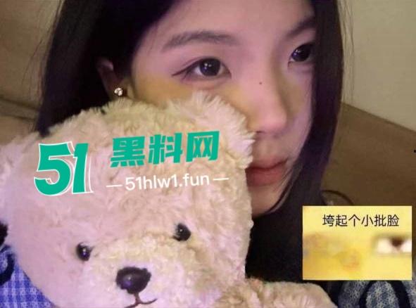 四川成都清纯可爱反差女大学生【林意如】多段大尺度视频，现实和网络中判若两人视频认证。-2