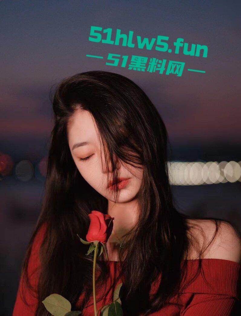 广州工商学院【谭梓柔】与男友性爱视频流出，花式玩弄性感尤物后入骑乘浪叫不止。-1