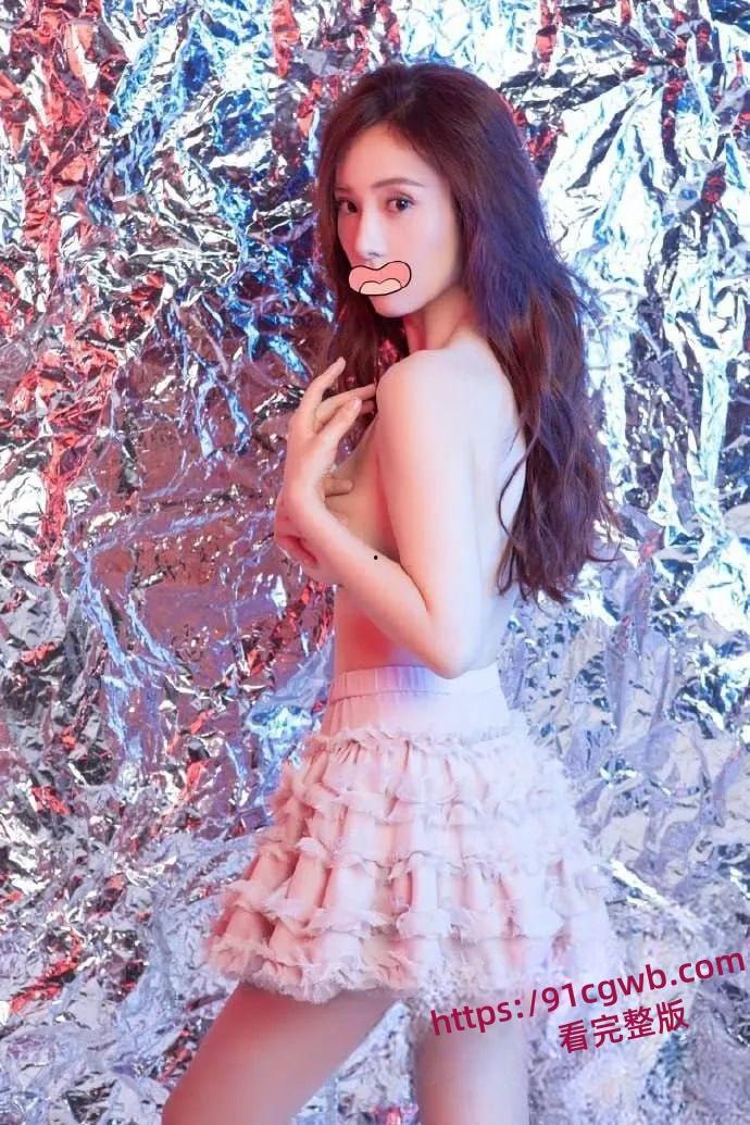 斗鱼清纯极品主播 祖祖小姨妈 和土豪一对一露奶揉逼！-1