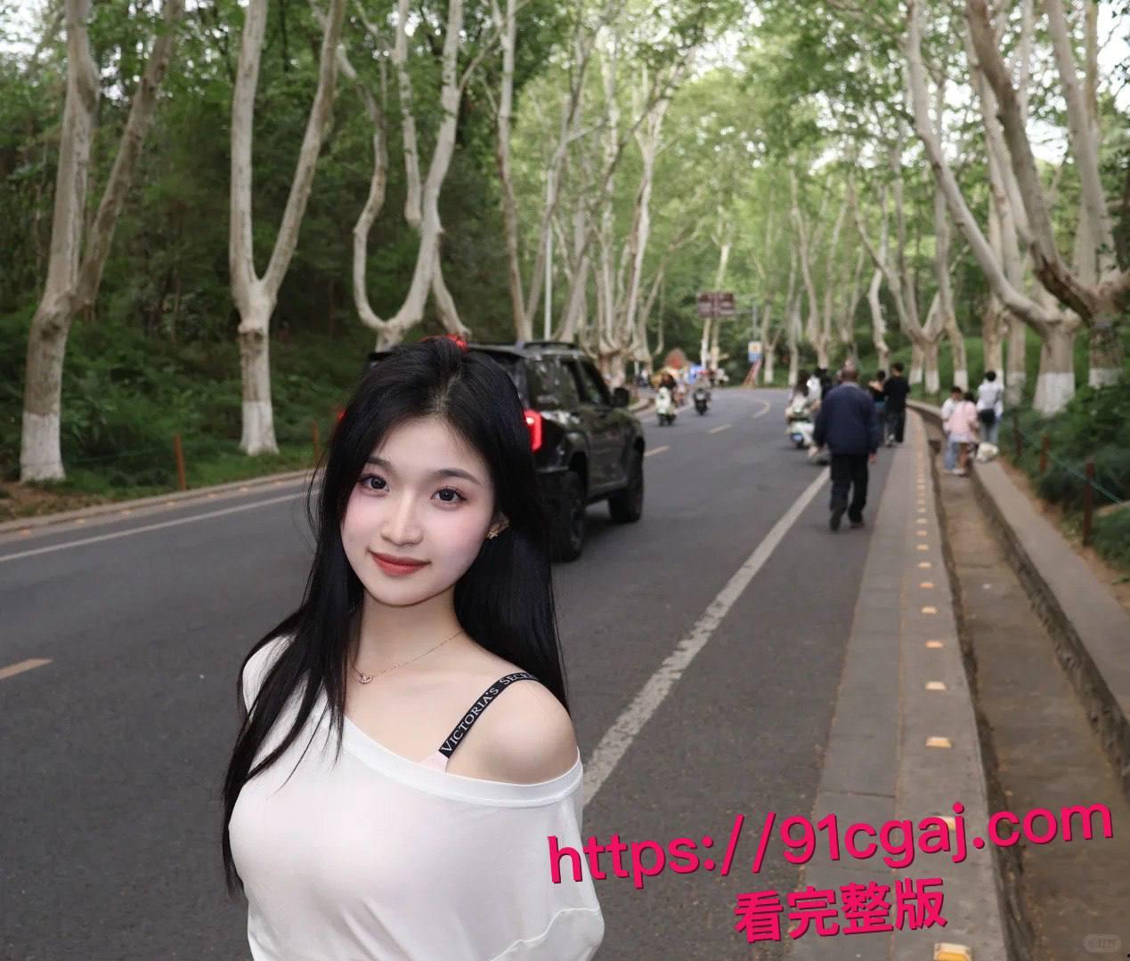 上海民航学院江子瑜小三风波！清纯制服妹子私下变母狗，被金主无套鸡巴狂捅骚穴，侧入后入轮番上阵玩到腿软！-5