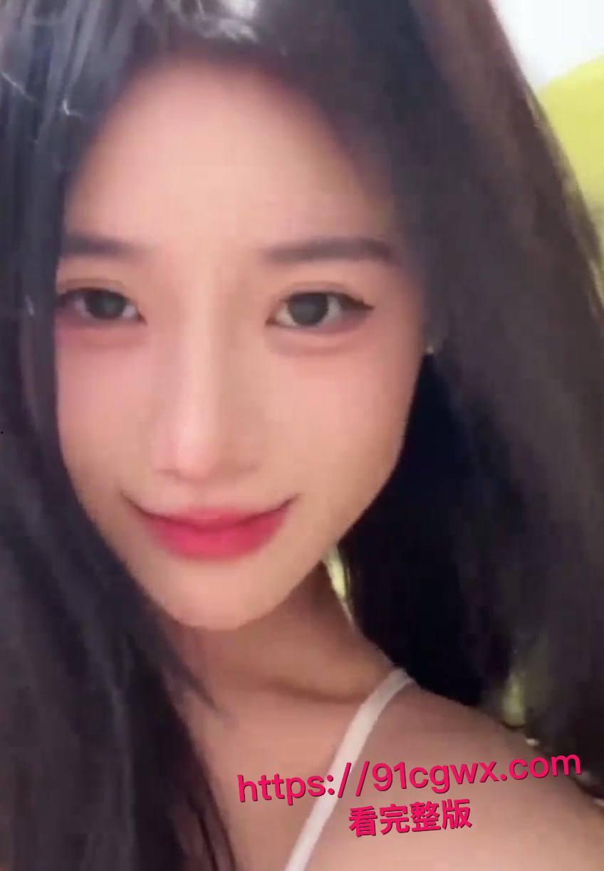 杭州极品尤物吴雨萌与炮友做爱视频流出！露脸骑乘狂扭细腰，美女做爱视觉盛宴太他妈过瘾！-7