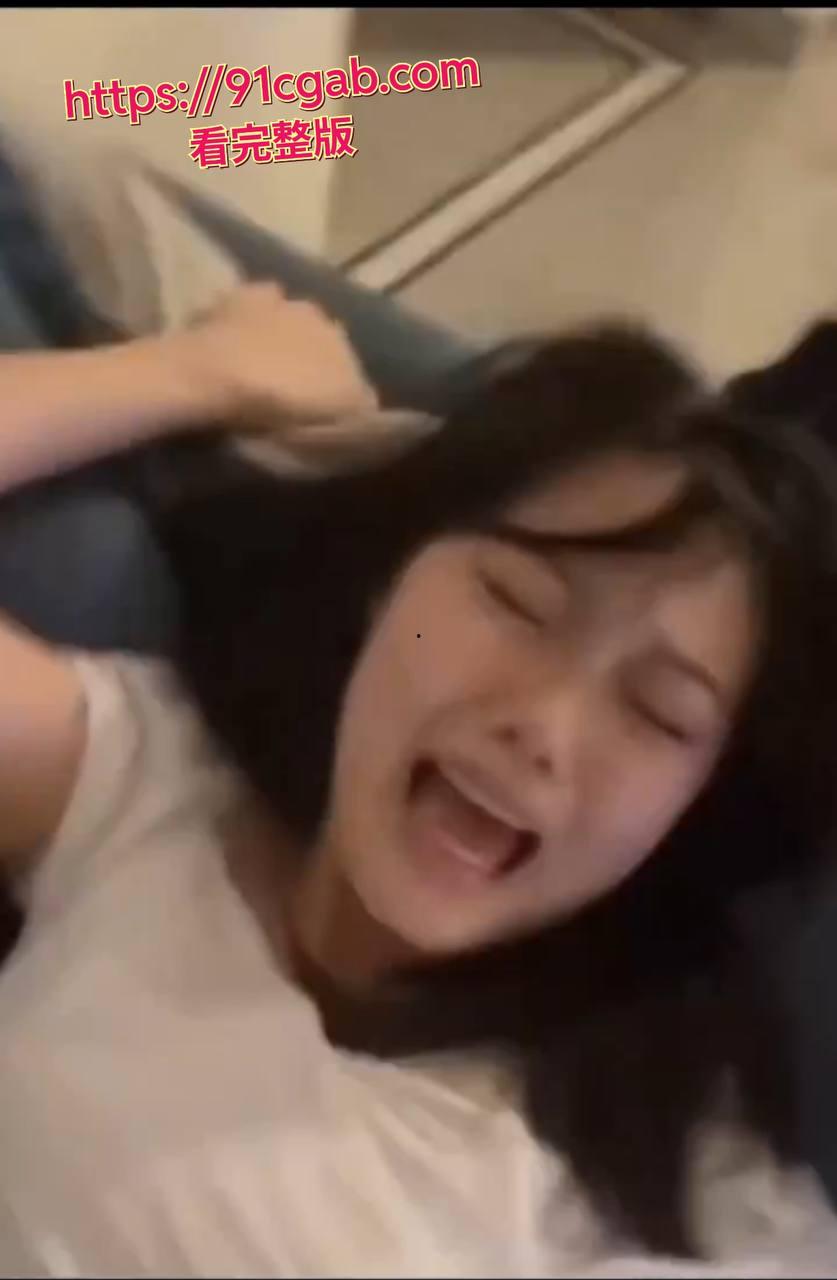 中国民航飞行学院吴婷黑料曝光：清纯学生妹夜幕下的反差狂欢！-5