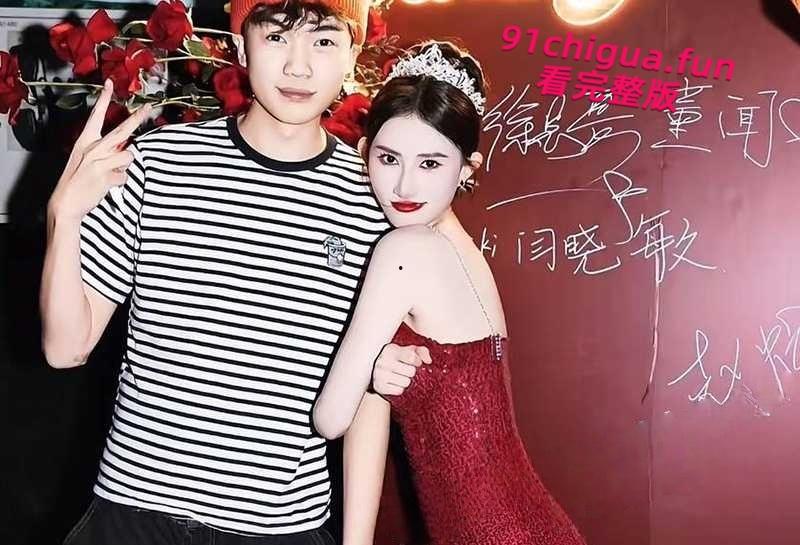 抖音美女网红【尤雾】被富二代包养视频泄露，露脸撅臀被无套爆插，深喉口交表情媚骚至极！-2