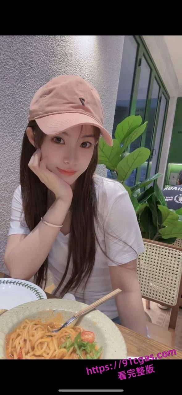 南京艺术学院母狗，刘静文约体育生被“站立蹬”！！逼都被操烂了-4